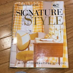 Book Signature Style Book  In great condition